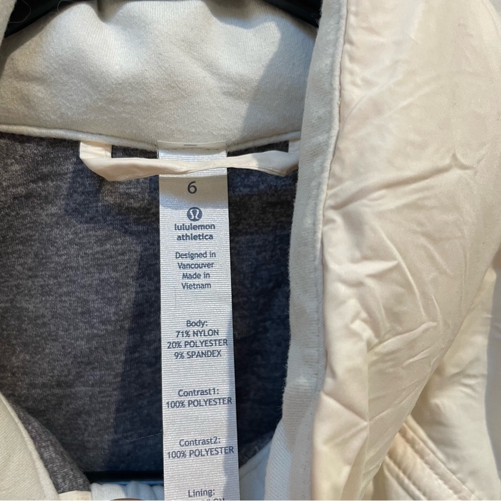 Lululemon Athletica White Zip-Up Vest - Picture 3 of 6